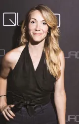 Энни МакКейн Энгман